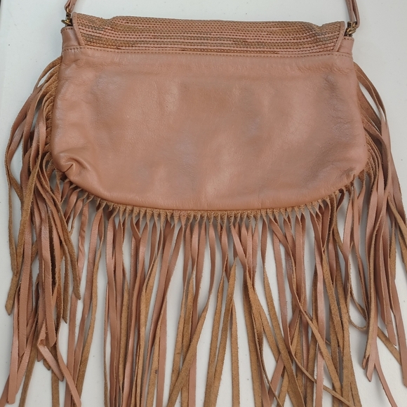Elliot Lucca Melaya Bali 89 100% Leather Boho Fringe Crossbody - Picture 4 of 16